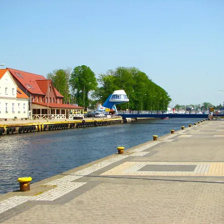 Apartamenty Amon Z Widokiem Na Morze Darlowko Exterior photo